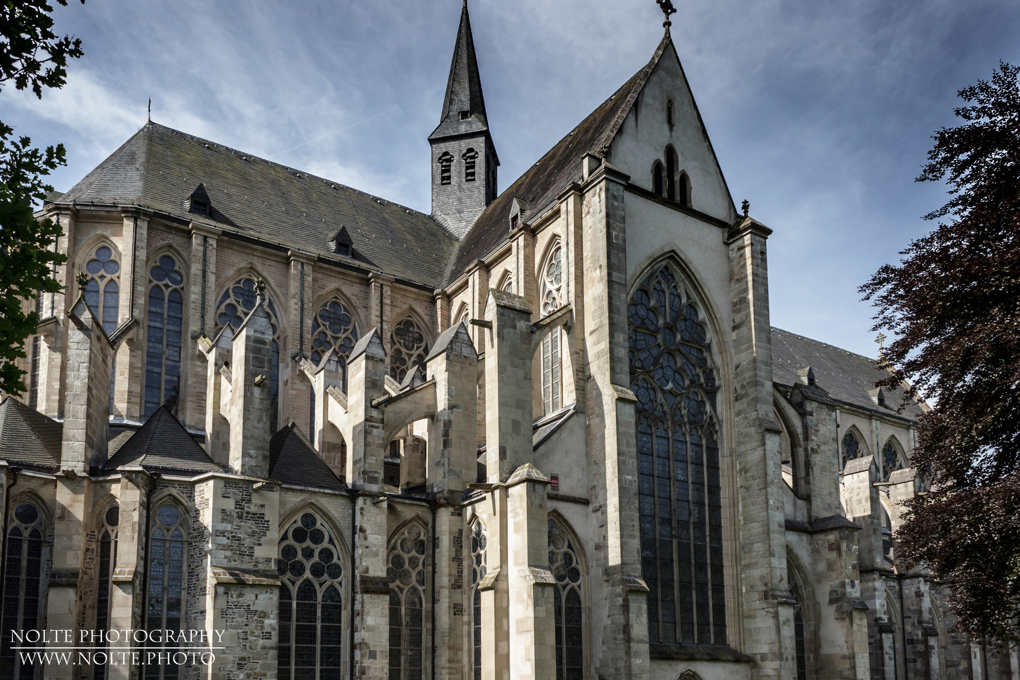 Blick auf das Seitenschiff des Altenberger Doms