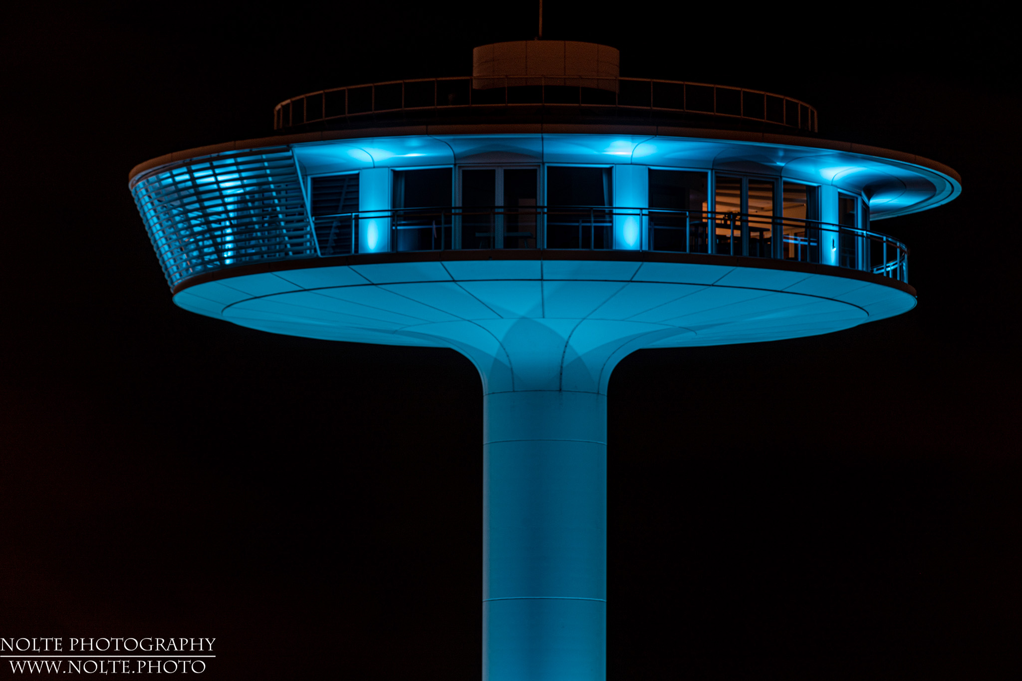 Das Ufo aus der Nähe