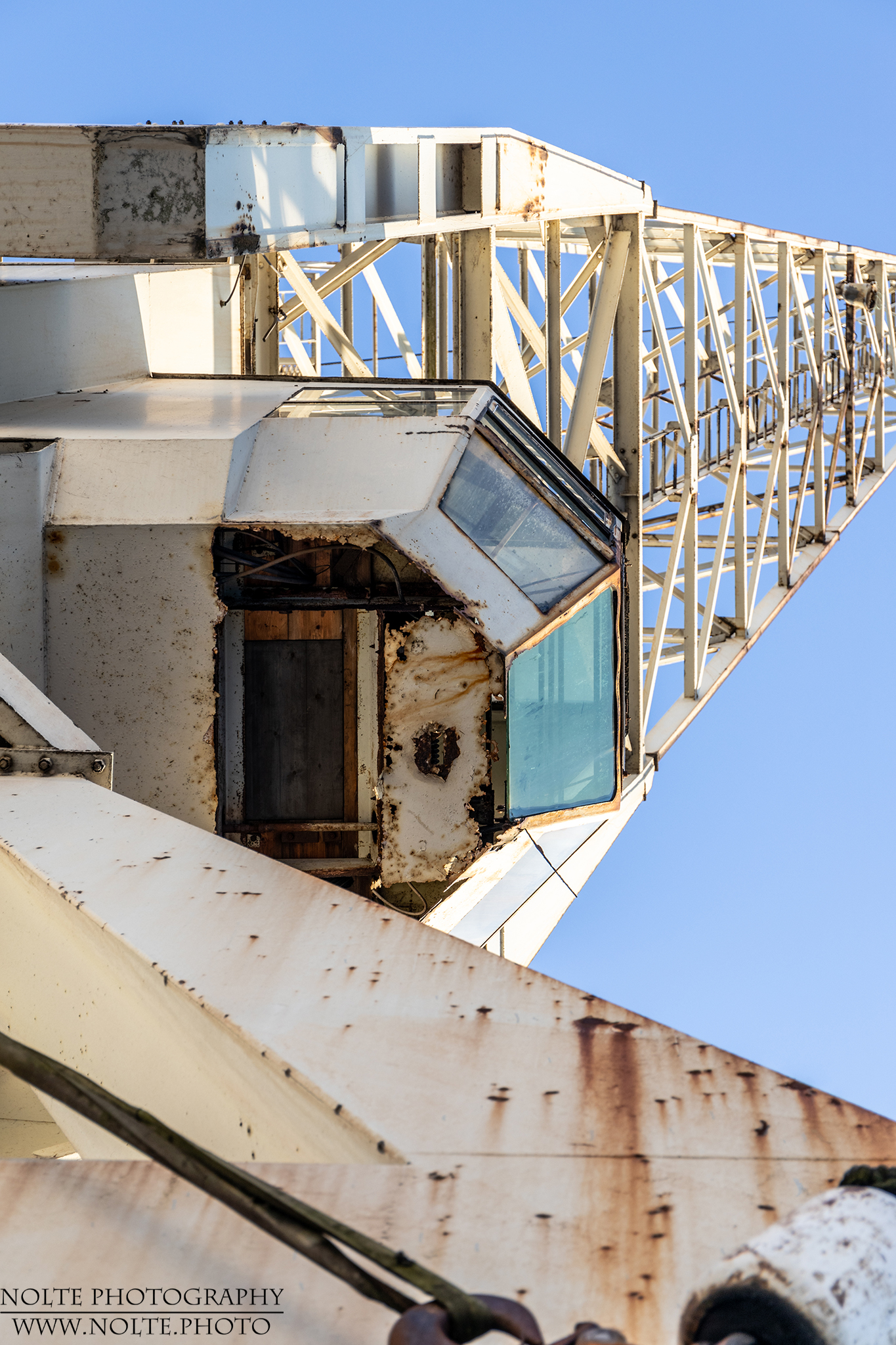 Alter Hafenkran von unten gesehen
