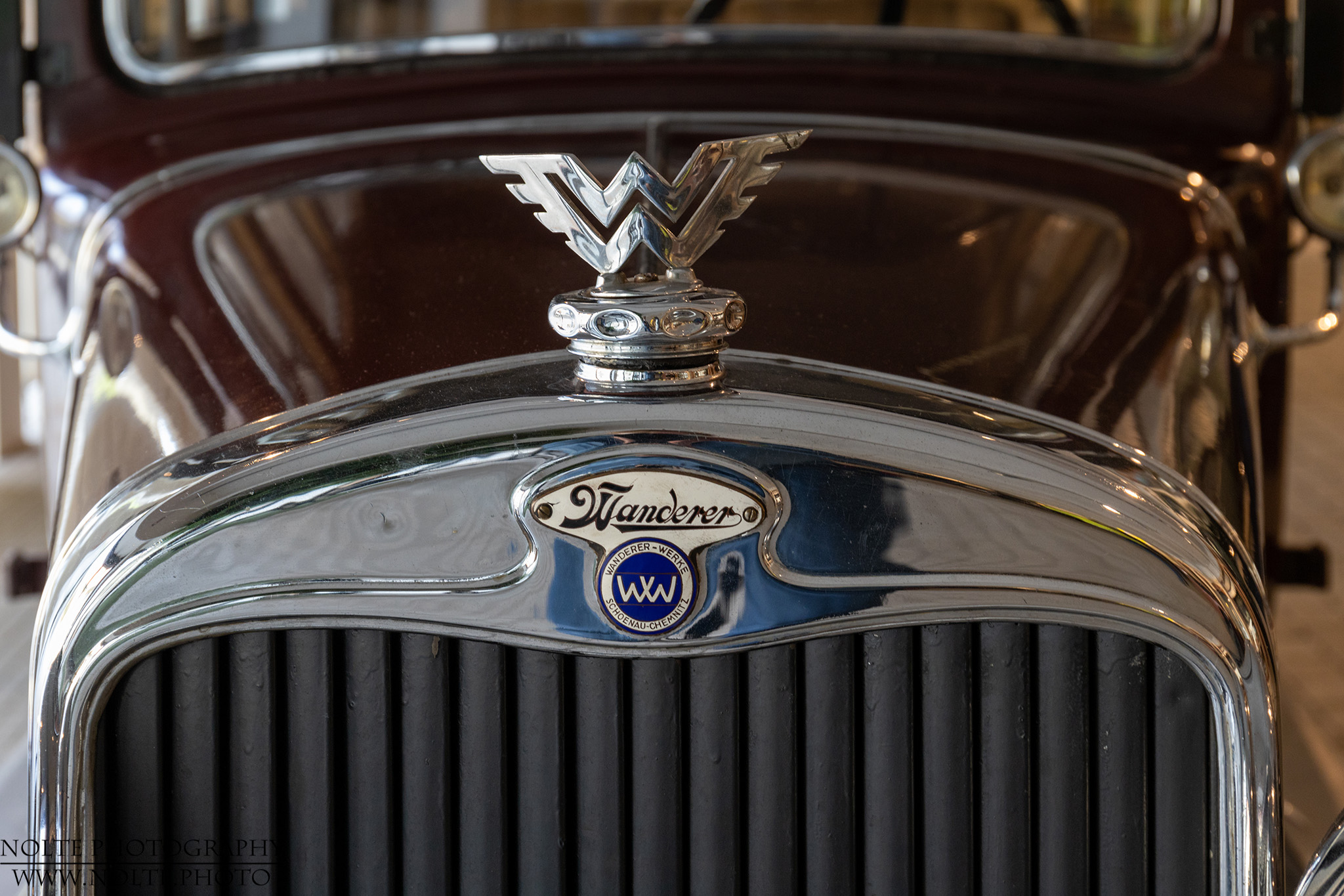 Wanderer Logo und Kühlerfigur