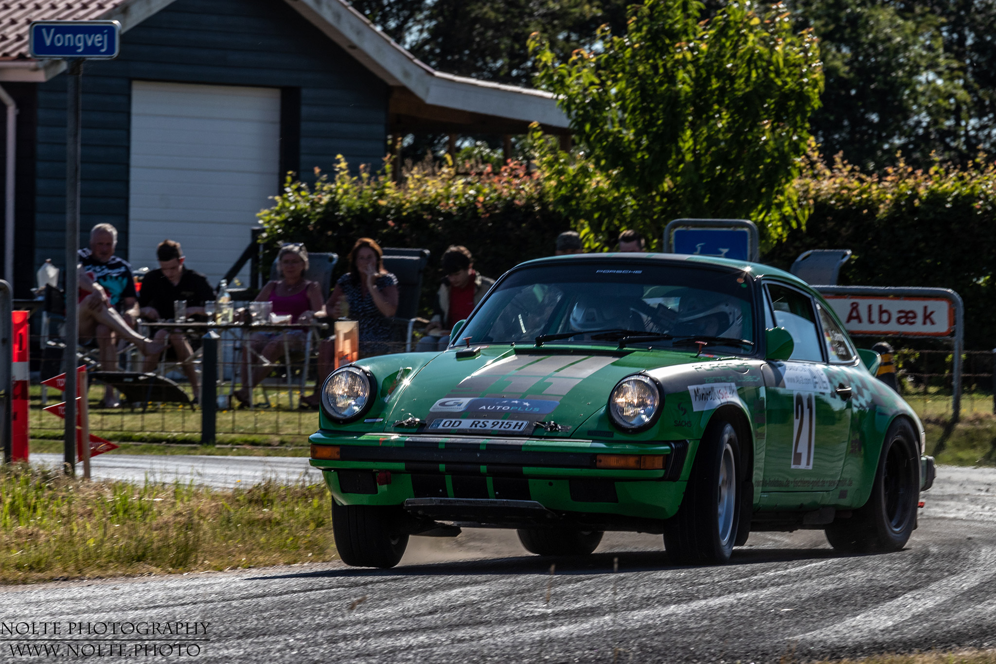Porsche-Power bei einer Rallye