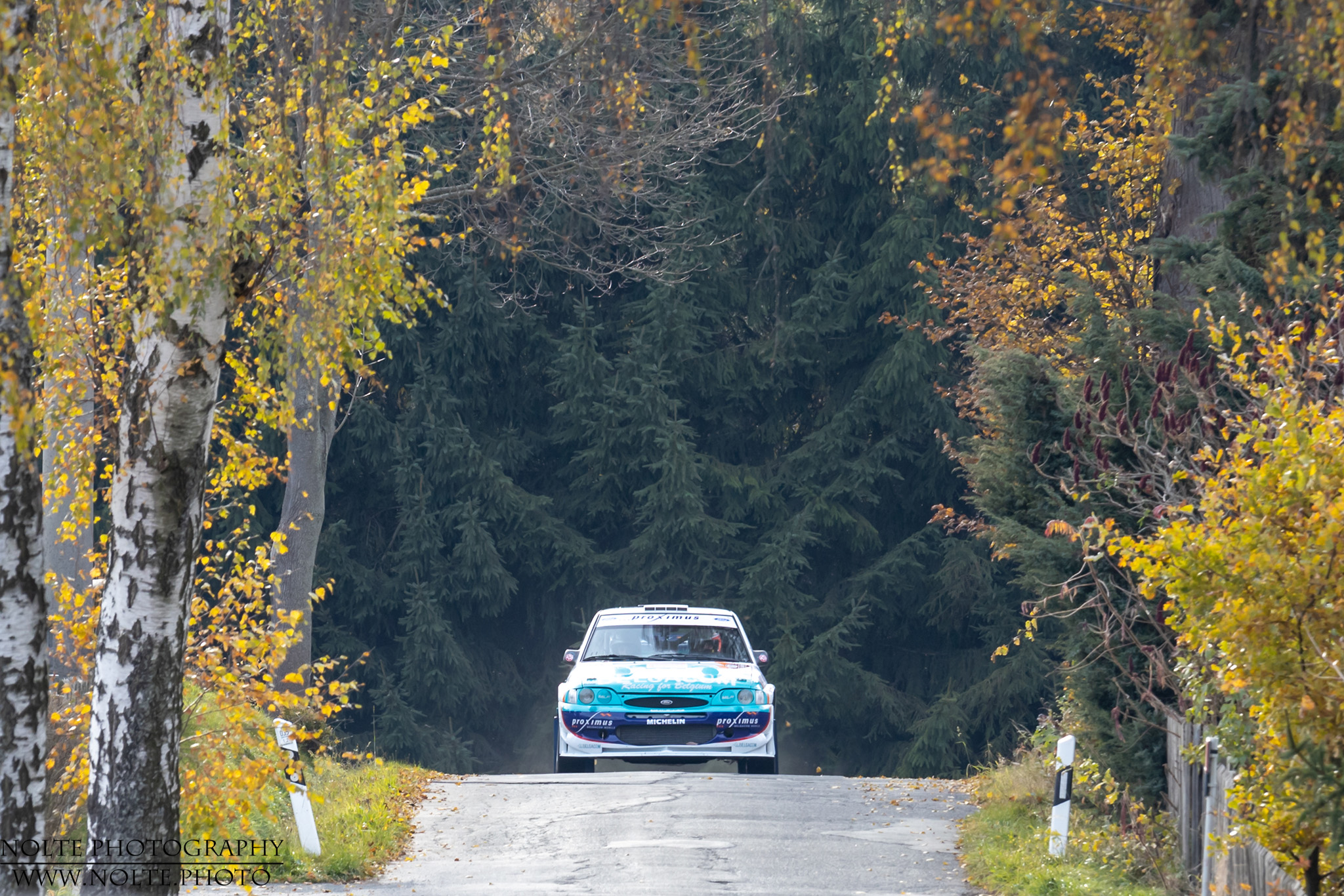 Grosse Natur - Kleines Auto
