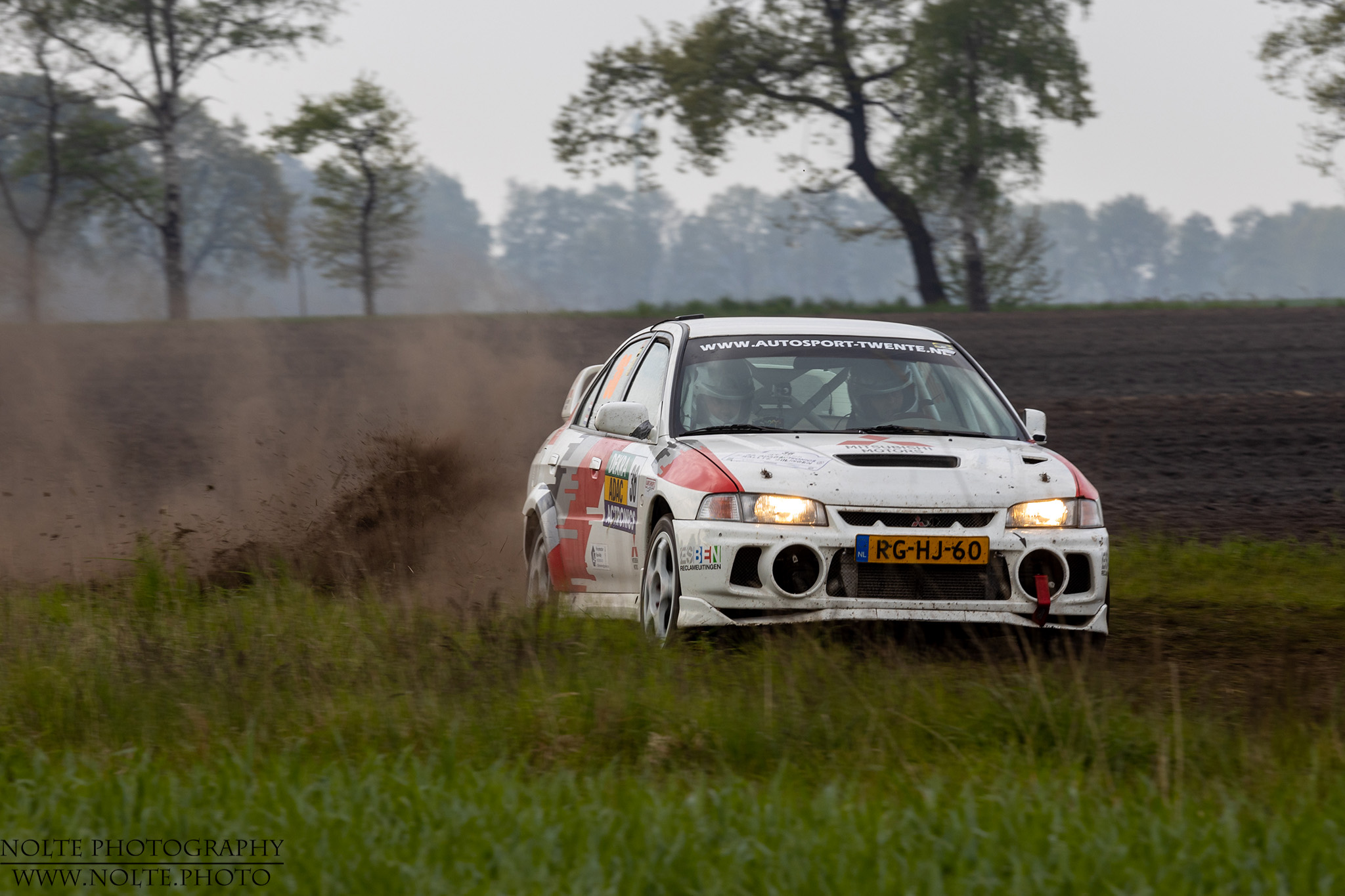 Mitsubishi schmeisst einen Dreckhaufen