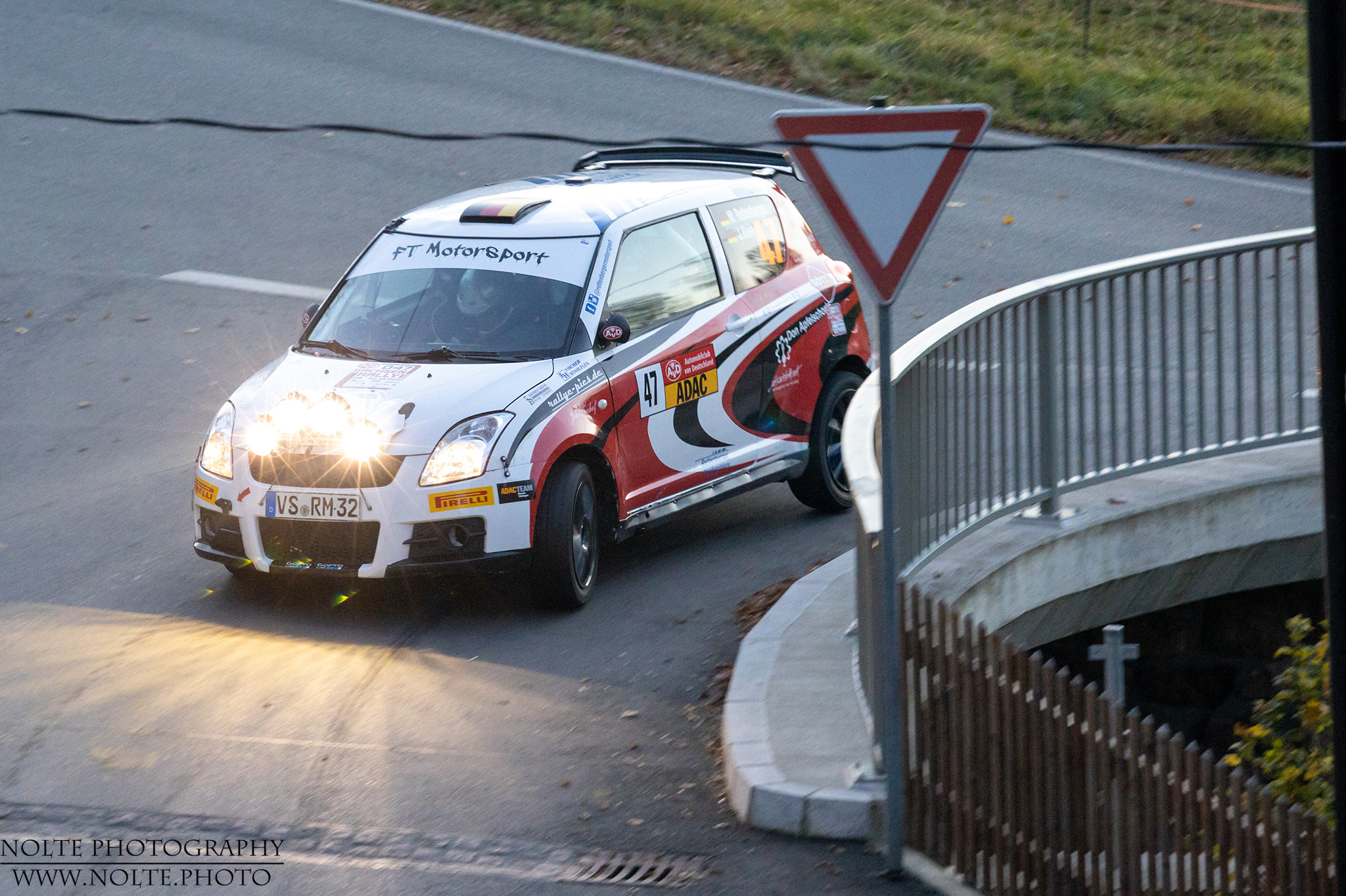Suzuki Swift mit Lampenbatterie